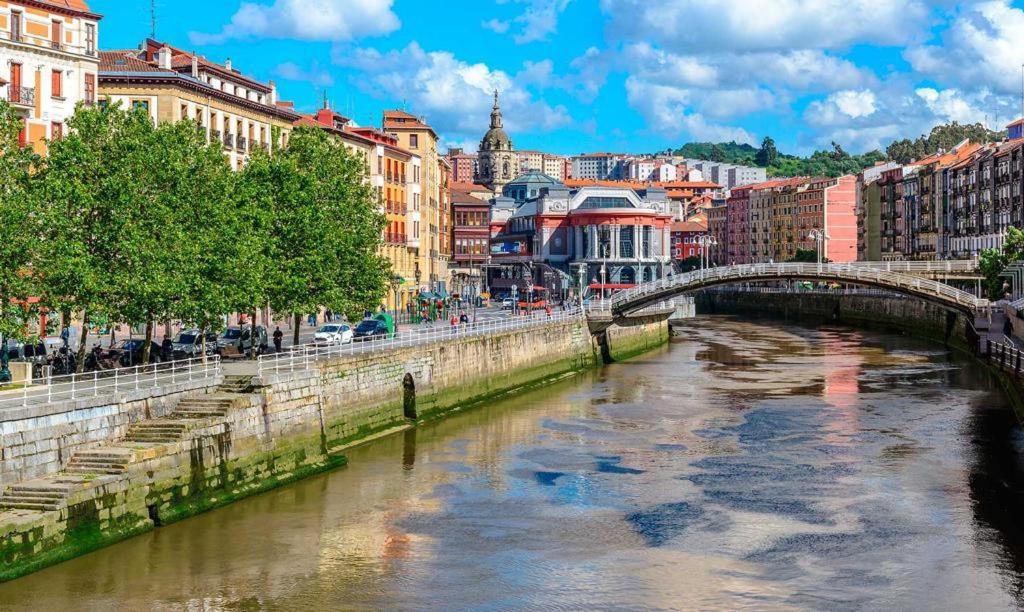 Habitacion Privada En El Centro De Bilbao Exteriör bild